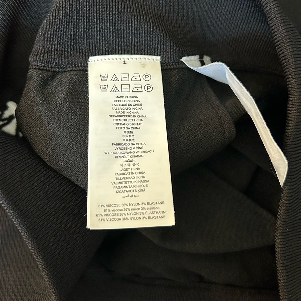 Michael Kors Black Joggers With Logo Detail - Picture 5 of 5